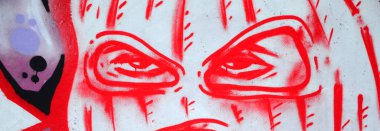 Konturlar ve gölgeleme yakın ile renkli sokak sanatı grafiti resimlerinin parçası. Gençlik çağdaş sanat kültürünün arka plan dokusu. Balaclava karakterin yüzü