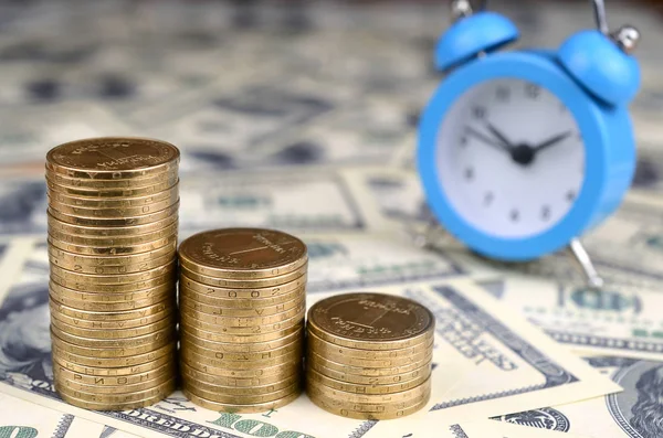 Time for megtakarítási pénz koncepció, banki és üzleti ötlet — Stock Fotó