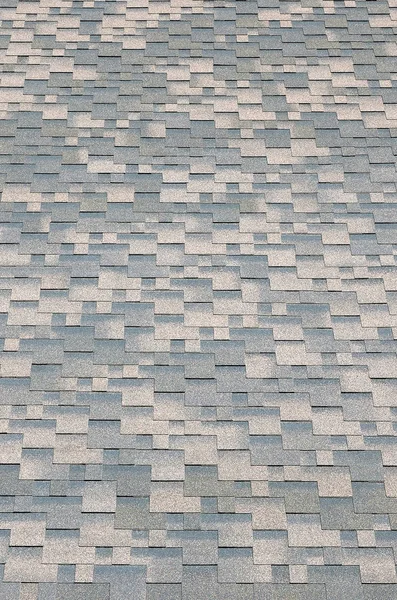 Background mosaic texture of flat roof tiles with bituminous coating — Stock Photo, Image