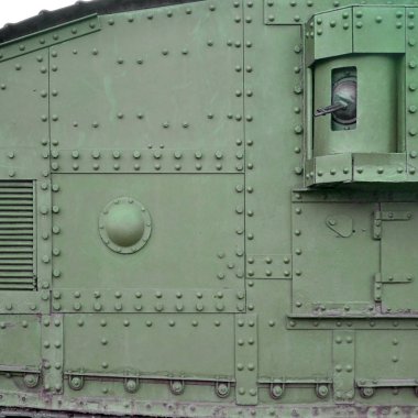 Doku tank yan duvar, metal yapılmış ve cıvata ve perçin çok sayıda ile güçlendirilmiş