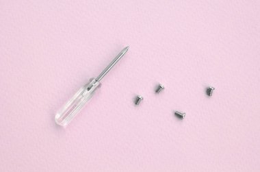 Modern akıllı telefonların ve mobil cihazların onarımı ve montajı için araçlar