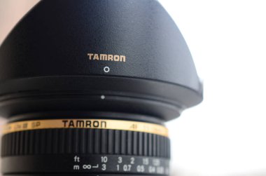 Tamron AF 11-18mm 4.5-5.6 zoom fotoğraf objektif yakın yukarı