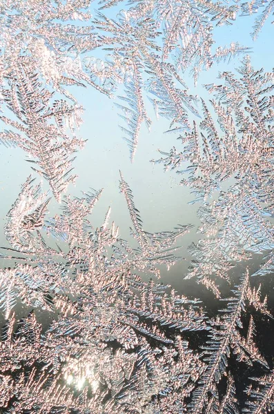 Schneeflocken Frostrime Makro auf Fensterscheibe — Stockfoto