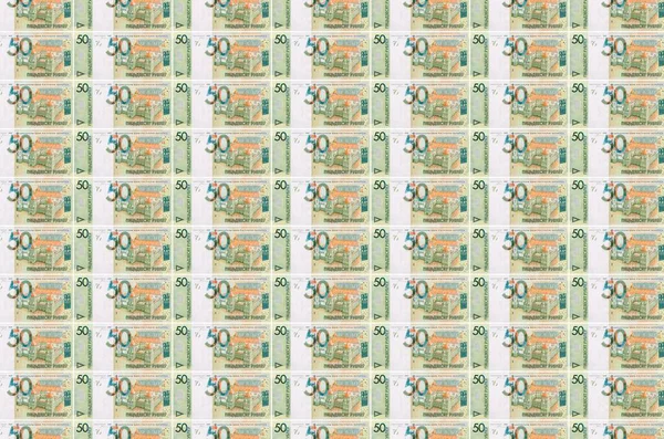 컨베이어로 벨로루시 지폐들의 콜라주 팽창과 평가절하의 — 스톡 사진