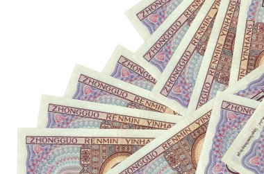5 Çin yuanı banknotu beyazın üzerinde ayrı bir sırayla yatıyor. Yerel bankacılık ya da para kazanma konsepti. İş arkaplanı afişi