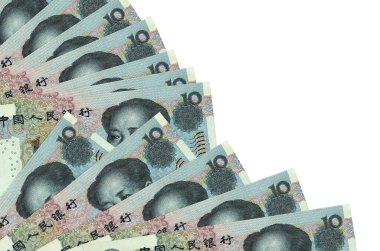 10 Çin yuanı banknotları beyaz arka planda izole bir şekilde duruyor ve fotokopi alanı da vantilatöre yakın duruyor. Maaş zamanı kavramı veya finansal işlemler