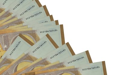 50 avroluk banknotlar beyaz arka planda izole edilmiş, fotokopi alanı da yakın planda. Maaş zamanı kavramı veya finansal işlemler