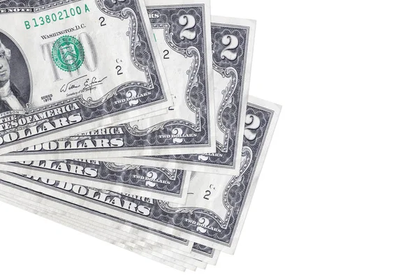 2 Amerikan doları küçük gruplar halinde ya da beyaz paketler halinde yatar. Kopyalama alanı olan bir model. İş ve para değişimi kavramı