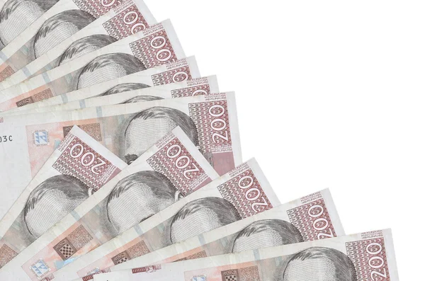 200 Hırvat kuna banknotu beyaz arka planda izole edilmiş, fotokopi alanı da pervaneye yakın duruyor. Maaş zamanı kavramı veya finansal işlemler