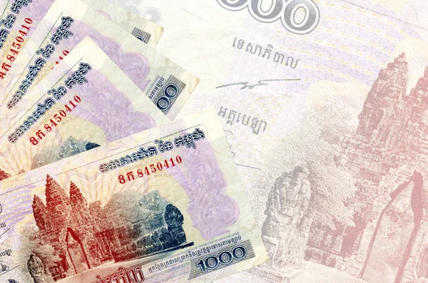 1000 Kambodžských Rielových Bankovek Leží Pozadí Velké Poloprůhledné Bankovky Abstraktní — Stock fotografie