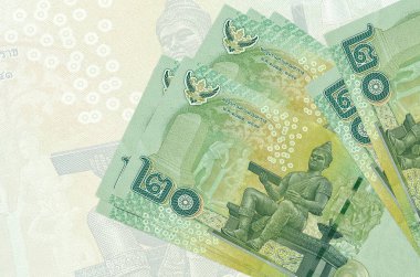 20 Tayland Baht faturası büyük yarı şeffaf banknotun arka planında duruyor. Ulusal para biriminin soyut sunumu. İş konsepti