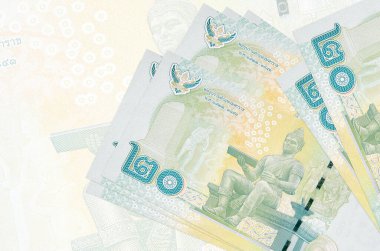 20 Tayland Baht faturası büyük yarı şeffaf banknotun arka planında duruyor. Ulusal para biriminin soyut sunumu. İş konsepti