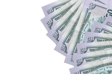 50 dolarlık banknotlar beyaz arka planda, fotokopi alanı ile izole bir şekilde duruyor. Zengin yaşam kavramsal geçmişi. Büyük miktarda ulusal para birimi zenginliği