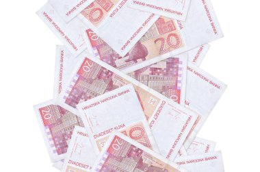 20 Hırvat kuna tasarısı beyazın üzerinde izole bir şekilde aşağı uçuyor. Birçok banknot sol ve sağ tarafta beyaz kopya alanı ile düşüyor