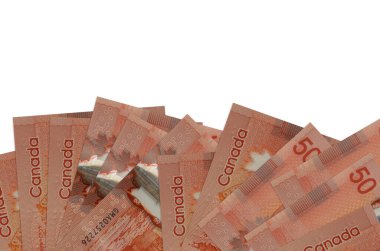 Ekranın alt tarafında 50 Kanada doları banknot var. Beyaz arka planda izole edilmiş ve fotokopi alanı var. Paralı iş kavramları için arkaplan afişi şablonu