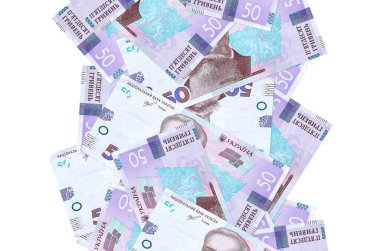 50 Ukrayna hrivniası banknotları beyazın üzerinde izole bir şekilde uçuyor. Birçok banknot sol ve sağ tarafta beyaz kopya alanı ile düşüyor
