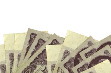 Ekranın alt tarafında 25 Rus rublesi banknotu var. Beyaz arka planda izole edilmiş ve fotokopi alanı var. Paralı iş kavramları için arkaplan afişi şablonu