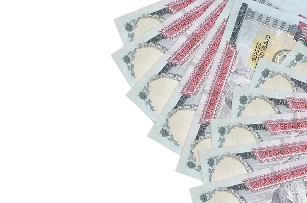1000 Nepal Rupisi banknotları beyaz arka planda fotokopi alanı ile izole bir şekilde duruyor. Zengin yaşam kavramsal geçmişi. Büyük miktarda ulusal para birimi zenginliği
