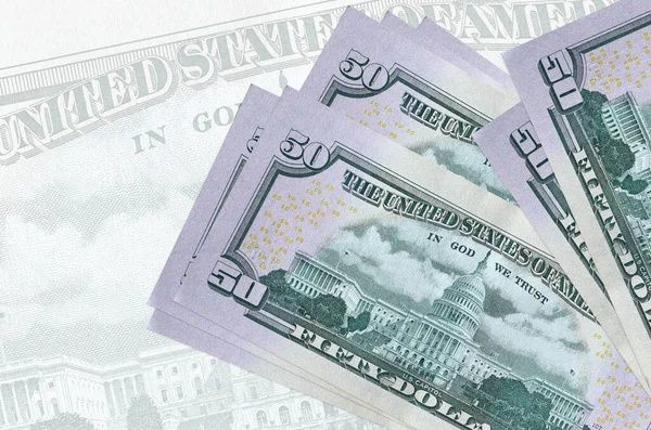 Dolarów Leży Stosach Tle Dużego Półprzezroczystego Banknotu Streszczenie Prezentacji Waluty — Zdjęcie stockowe