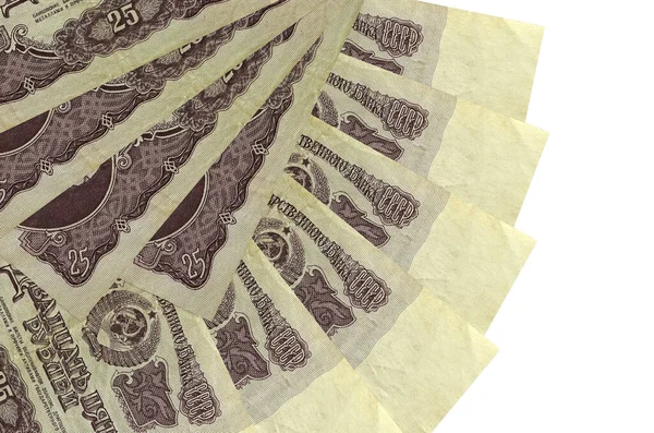 25 Rus Rublesi banknotları beyaz arka planda izole bir şekilde duruyor. Fan şeklinde fotokopi alanı da yakın planda. Finansal işlemler kavramı
