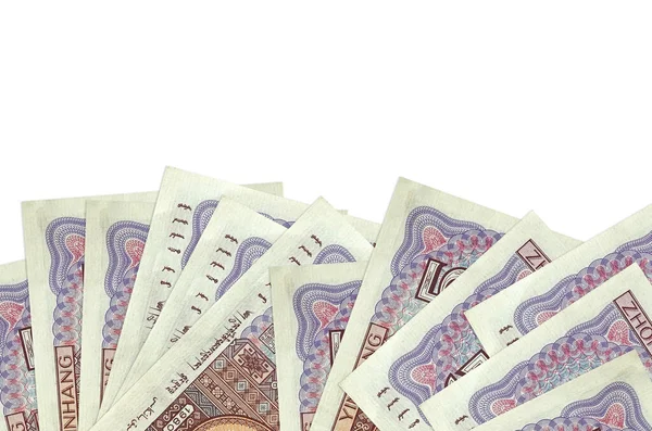 Ekranın alt tarafında 5 Çin yuan banknotu var. Beyaz arka planda, kopyalama alanı ile izole edilmiş. Paralı iş kavramları için arkaplan afişi şablonu