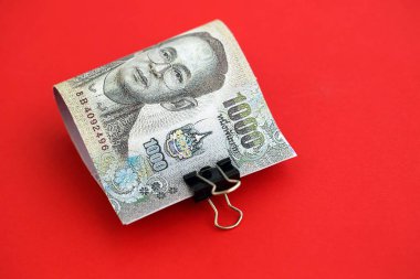 Tayland baht para faturaları büyük miktarda kırmızı yakından. Finans ve bankacılık kavramı