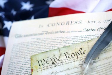 ABD İnsan Hakları Beyannamesi Anayasaya Giriş ve Amerikan Bayrağı