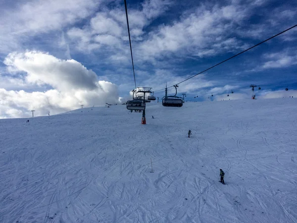 プラン コロネスのスキー場 クロンプラッツ アルタ バディアは イタリア北部のトレンティーノ アルト アディー地方のバディア渓谷の最も高い地域です — ストック写真