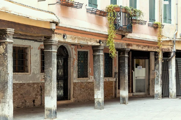 Pequeña Plaza Centro Medieval Venecia — Foto de Stock