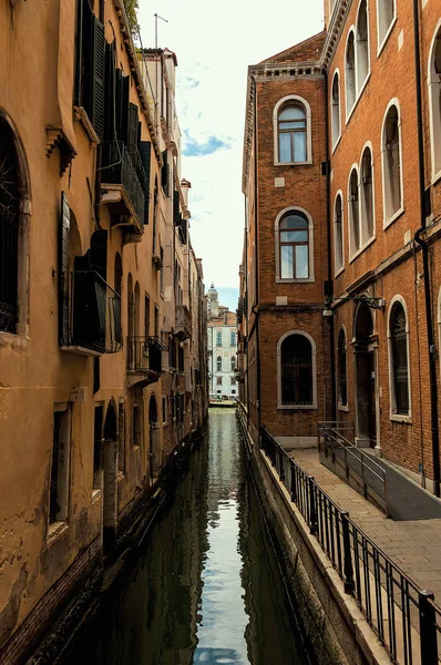 Pequeño Canal Centro Medieval Venecia — Foto de Stock