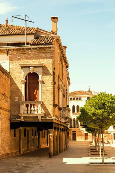 Pequeña Plaza Centro Medieval Venecia — Foto de Stock