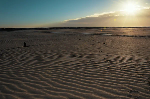 冬季黎明后不久的里米尼沙滩 — 图库照片