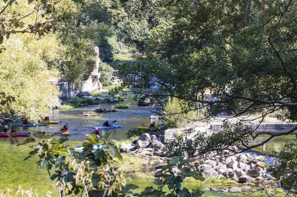 Clear fresh and sweet waters in Fontaine-de-Vaucluse