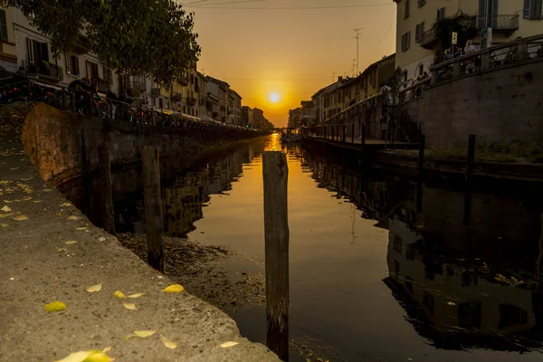 Puesta Sol Naviglio Grande Centro Milán — Foto de Stock