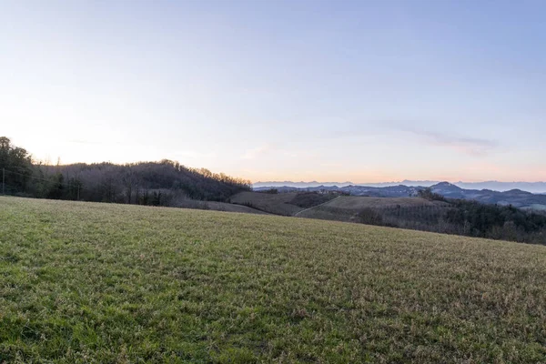 Puesta Sol Las Colinas Montferrat Durante Invierno — Foto de Stock