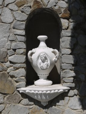 el ile yapılan tarafında bir portre ile şık beyaz gemi