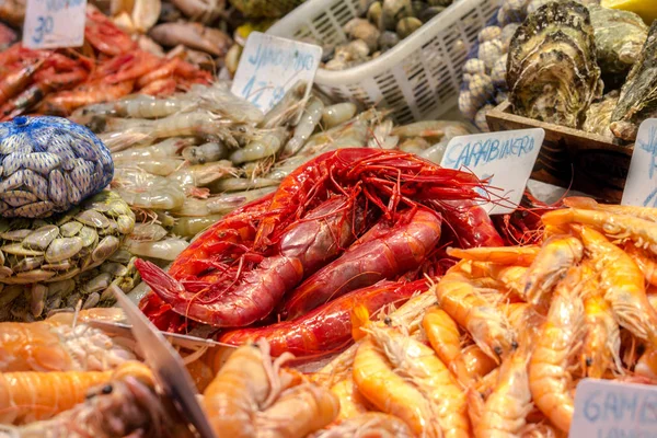 Ürün çeşitliliği, Kraliyet karides deniz ürünleri.