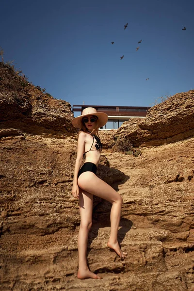 Girl Enjoys Relaxing Ocean Concept Travel Vacation Model Swimsuit Sunbathes — Stock Photo, Image