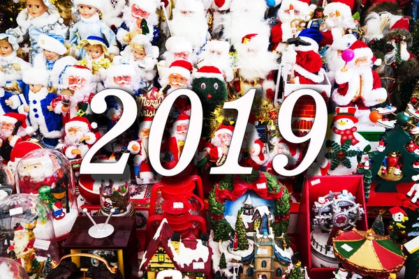 2019 Navidad Año Nuevo Conceptos Invierno Diferentes Juguetes Navidad Santas — Foto de Stock