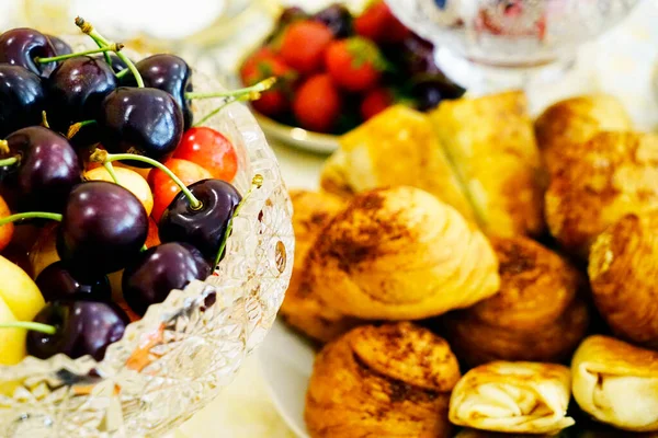 Feliz Natal Nowruz Celebrando Doces Guloseimas Nowruz Baklava Várias Frutas — Fotografia de Stock