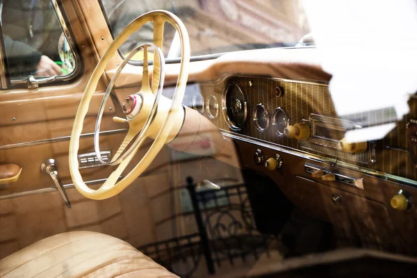Interior Clássico Carro Velho Vintage Close — Fotografia de Stock