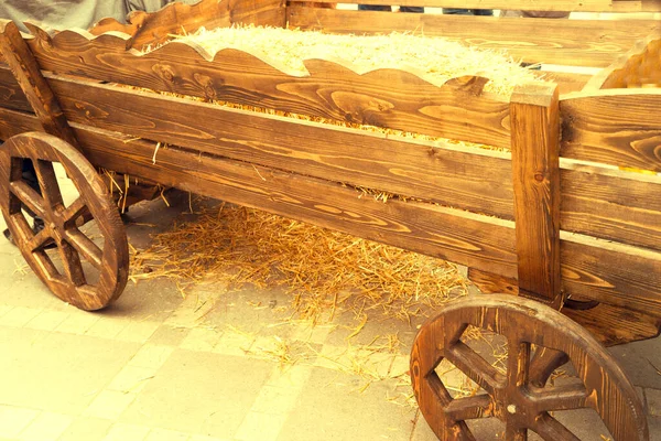 Vecchio Carro Legno Trova Nel Cortile — Foto Stock