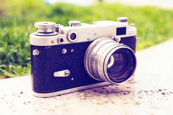 Vintage Soviet Film Camera Boulder Blurry Background Nature Shallow Depth — Stock Photo, Image