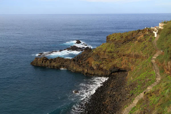 Tenerife 'deki El Bollullo plajı, Kanarya Adası, İspanya.