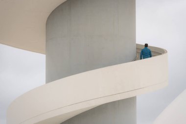 Centro kültürel iç-uluslararası Oscar Niemeyer en Aviles