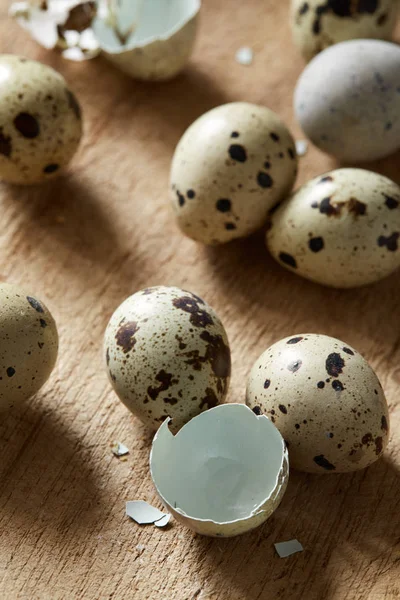 Vue Dessus Des Oeufs Caille Des Coquilles Oeuf Lumière Naturelle — Photo