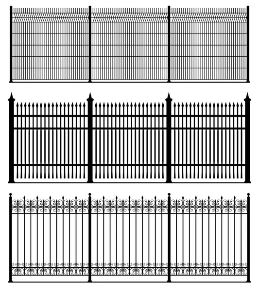 Набір з трьох чорних парканів, ізольованих на білому тлі, набір силуетних дерев'яних парканів — стоковий вектор