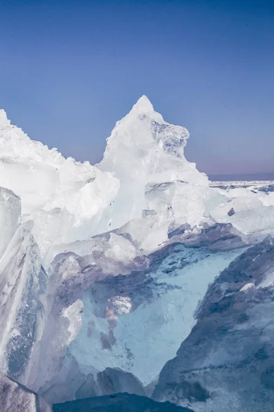 Espectacular Paisaje Invernal Hielo Invierno Largo Orilla —  Fotos de Stock