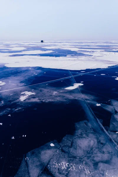 Blauwe Ijsstructuur Abstract Arctische Winterachtergrond Winterijs Langs Kust — Stockfoto