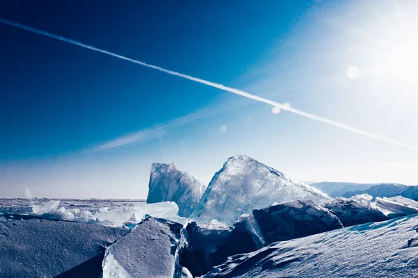 Nádherná Zimní Krajina Zimní Led Podél Pobřeží — Stock fotografie